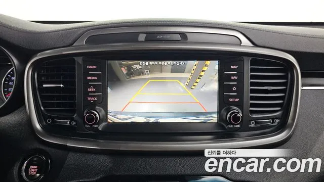Kia Sorento 2017 thumb 10