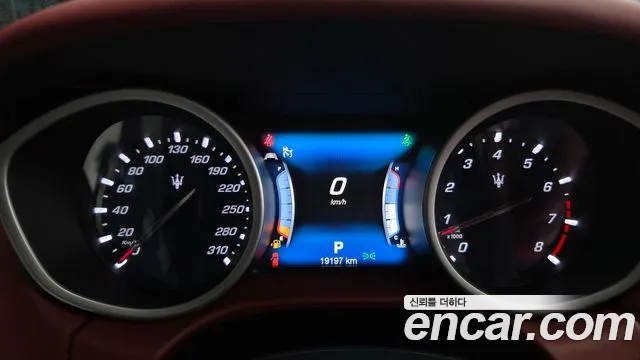 Maserati Ghibli 2017 thumb 5