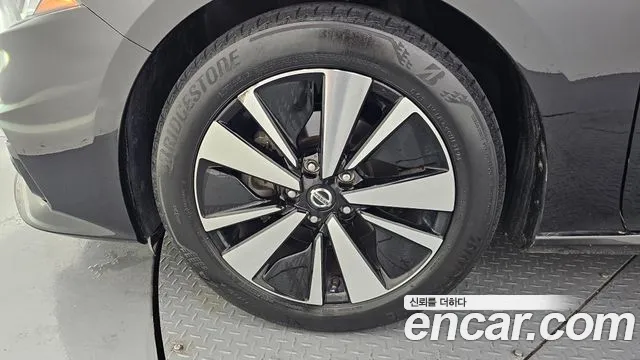 Nissan Altima 2019 thumb 5
