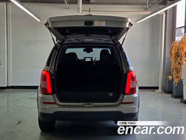 KGM Rexton 2014 thumb 11