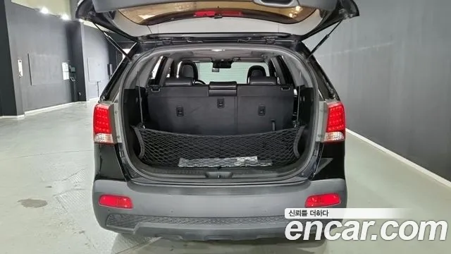 Kia Sorento 2010 thumb 11