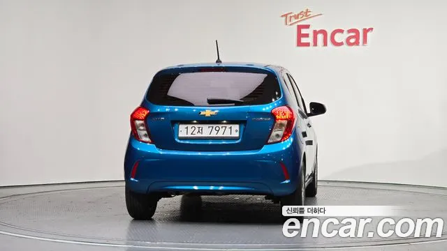 Chevrolet Spark 2018 thumb 3