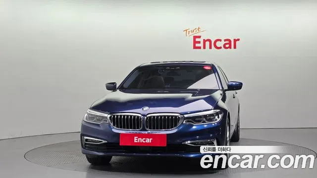 BMW 5 серии 2019 thumb 4