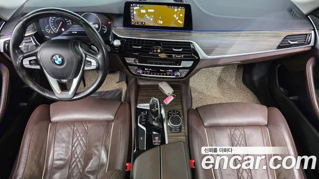 BMW 5 серии 2019 thumb 6