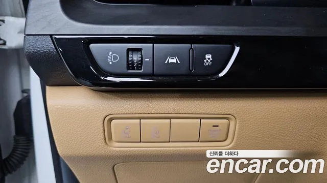 Kia Carnival 2021 thumb 9