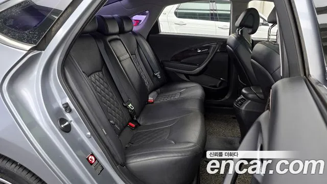 Hyundai Aslan 2015 thumb 2