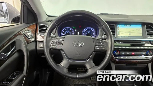 Hyundai Aslan 2015 thumb 3
