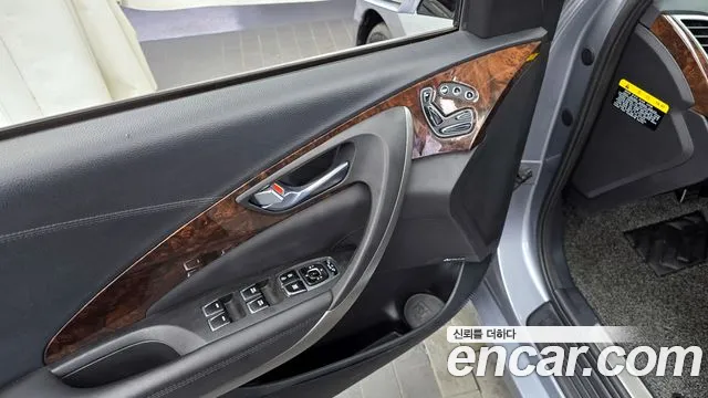 Hyundai Aslan 2015 thumb 4