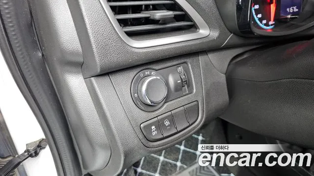 Chevrolet Spark 2020 thumb 8