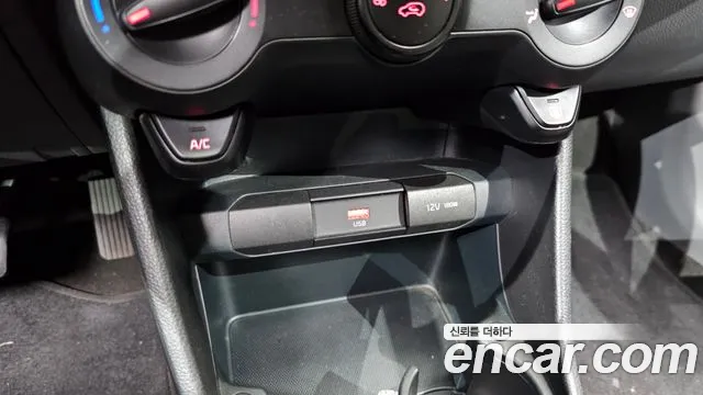 Kia morning 2021 thumb 6