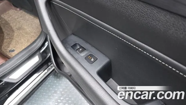 Hyundai Hybrid 2017 thumb 6