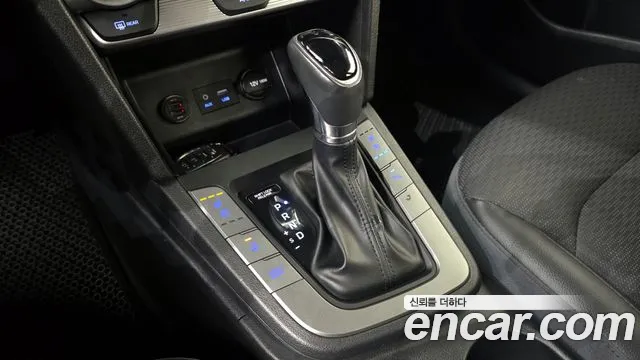 Hyundai Elantra 2019 thumb 8