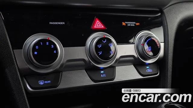 Hyundai Elantra 2019 thumb 5