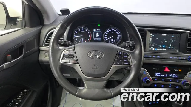Hyundai Avante 2016 thumb 3