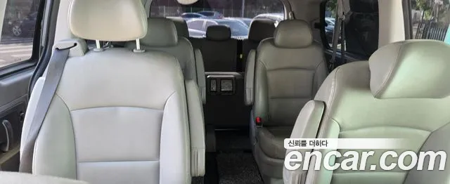 Hyundai Staria 2018 thumb 10