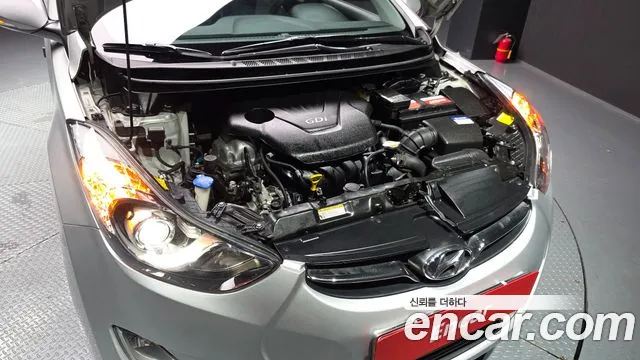 Hyundai Avante 2010 thumb 7