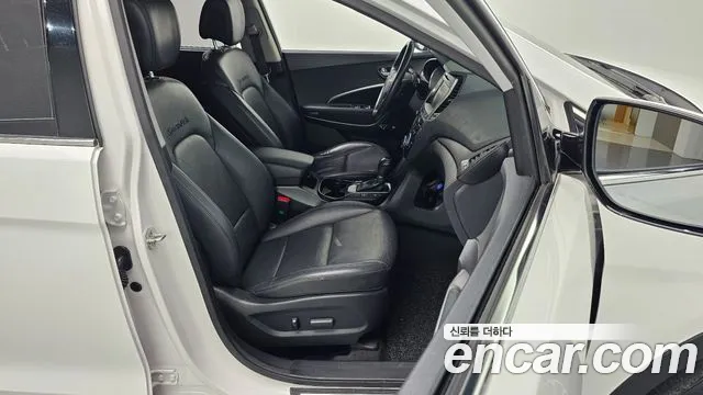 Hyundai Santafe 2016 thumb 2