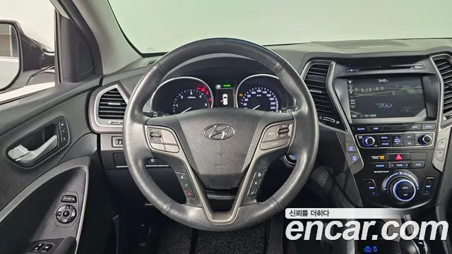 Hyundai Santafe 2016 thumb 4