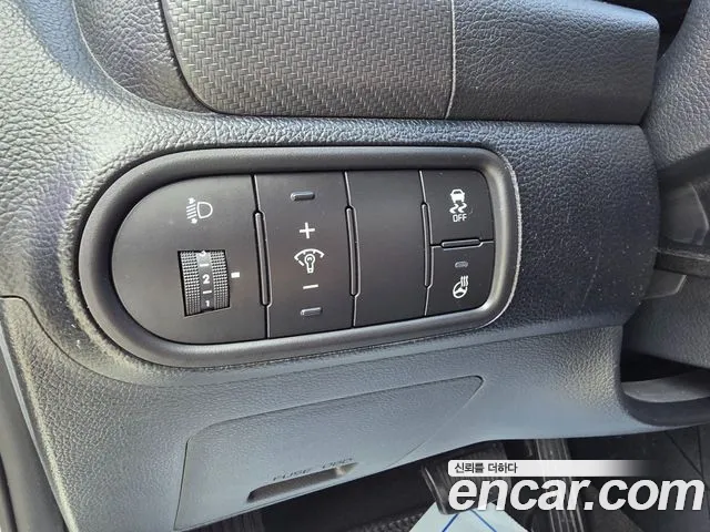 Kia K3 2017 thumb 11