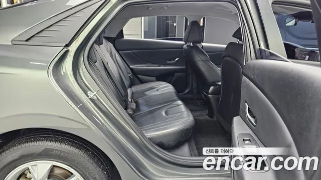 Hyundai Elantra 2021 thumb 5