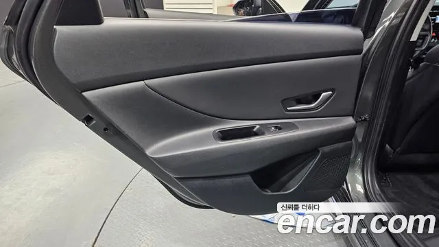 Hyundai Elantra 2021 thumb 2