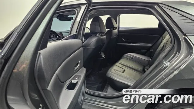 Hyundai Elantra 2021 thumb 3