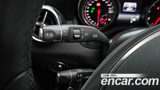 Mercedes-Benz A-Класс 2017 thumb 7