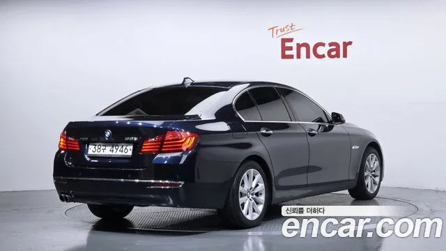 BMW 5 серии 2016 thumb 7