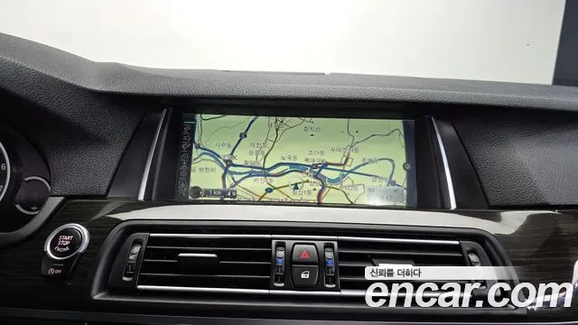 BMW 5 серии 2016 thumb 4