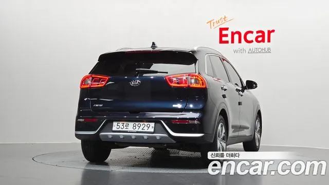 Kia Niro 2018 thumb 8
