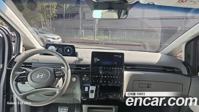 Hyundai Staria 2024 thumb 7