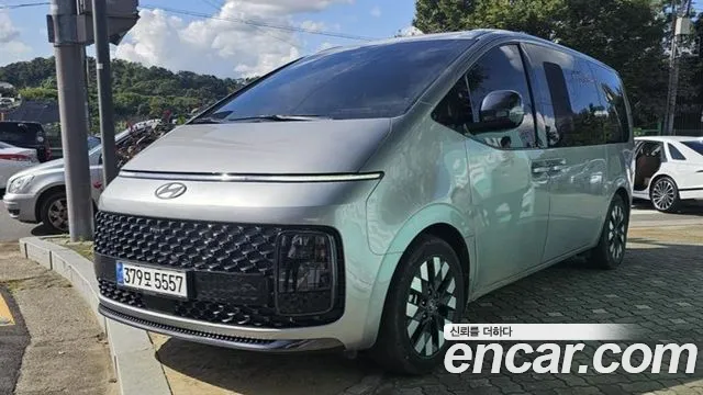 Hyundai Staria 2024 thumb 12