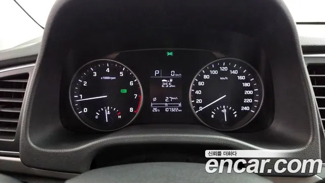 Hyundai AD 2016 thumb 4
