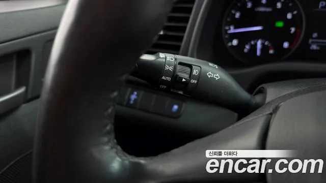 Hyundai AD 2016 thumb 2