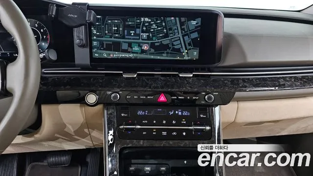 Kia Carnival 2021 thumb 9