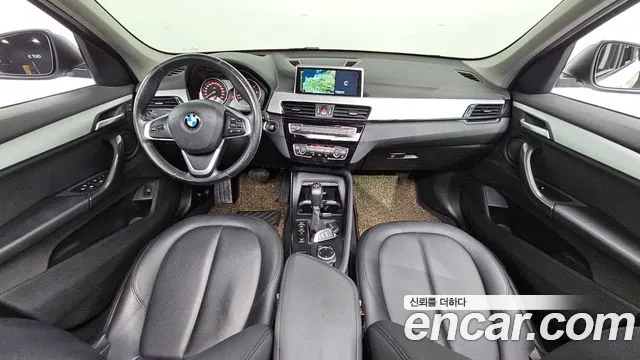 BMW X1 2016 thumb 9
