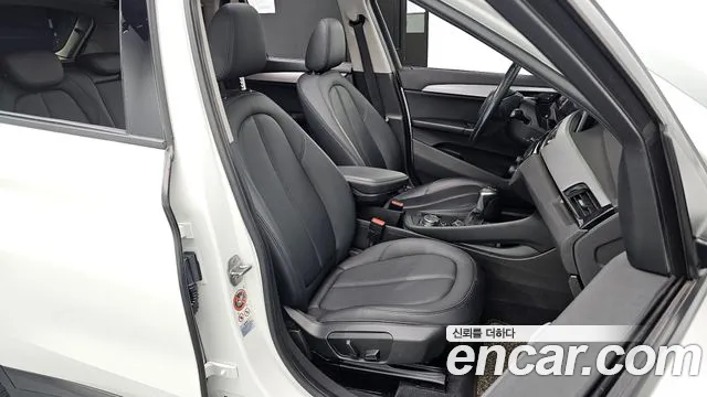BMW X1 2016 thumb 2
