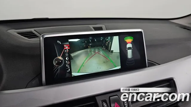 BMW X1 2016 thumb 4