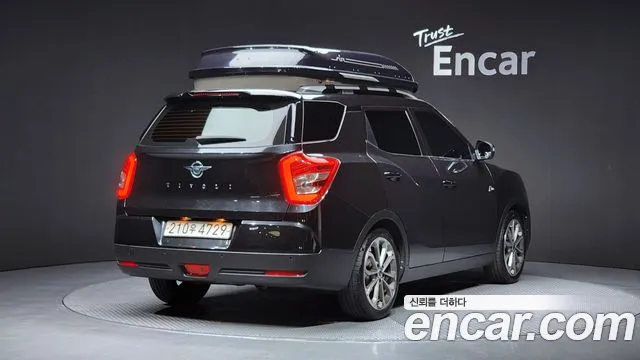 KGM Tivoli Air 2018 thumb 6