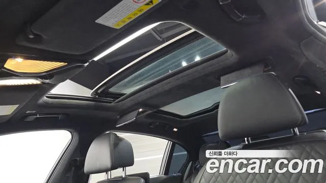 BMW 7 серии 2016 thumb 12