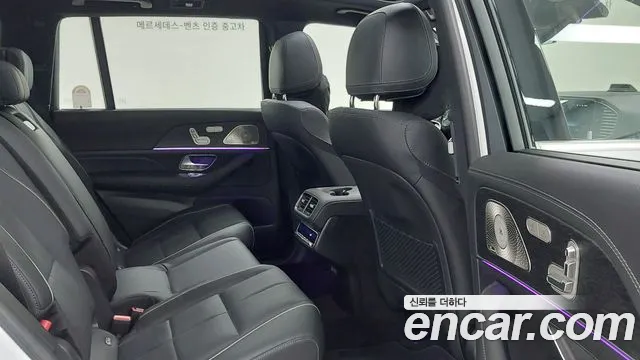 Mercedes-Benz GLS 2025 thumb 9