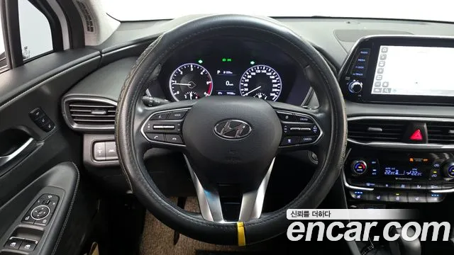 Hyundai Santa Fe 2018 thumb 3
