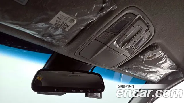 Hyundai Santa Fe 2018 thumb 10