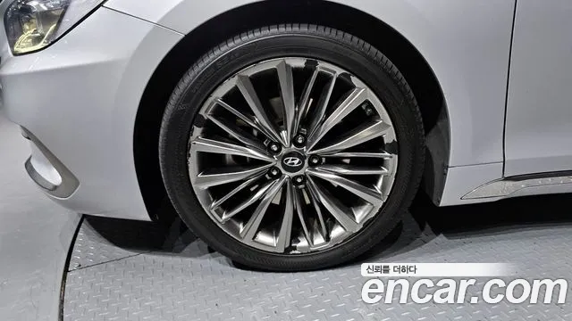 Hyundai Grandeur 2017 thumb 9