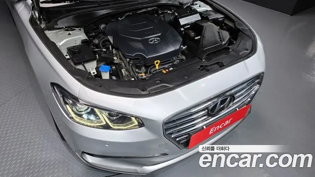 Hyundai Grandeur 2017 thumb 2