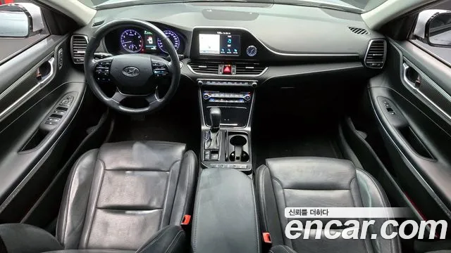 Hyundai Grandeur 2017 thumb 6