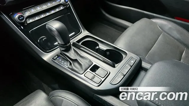 Hyundai Grandeur 2017 thumb 11