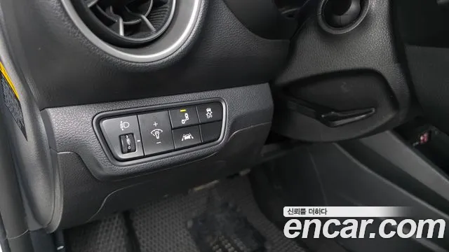 Kia K3 2018 thumb 10