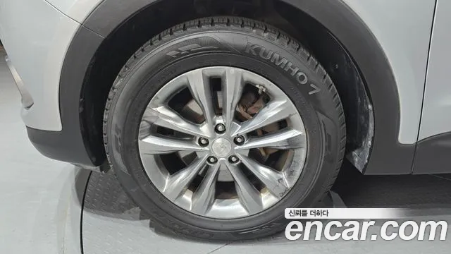 Hyundai Santafe 2015 thumb 3