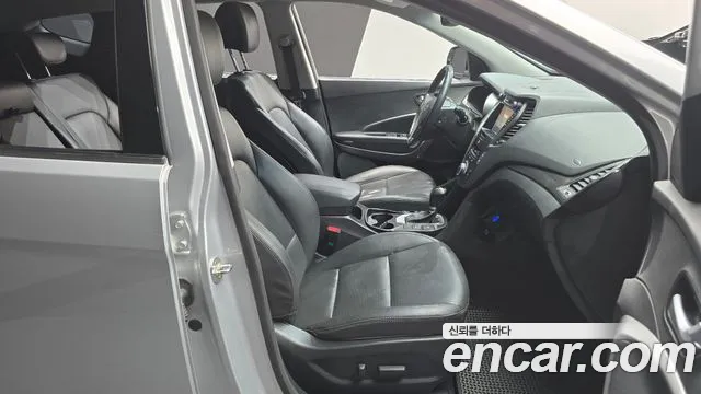 Hyundai Santafe 2015 thumb 8